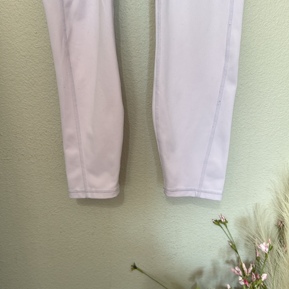 FABLETICS PURELUXE PINK LEGGINGS - Picture 4 of 7